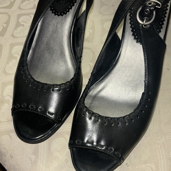 Nicole Black Heels size 9W - Picture 5 of 6